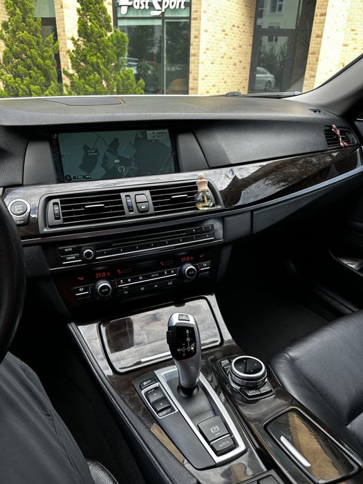 BMW F10 528i 2013