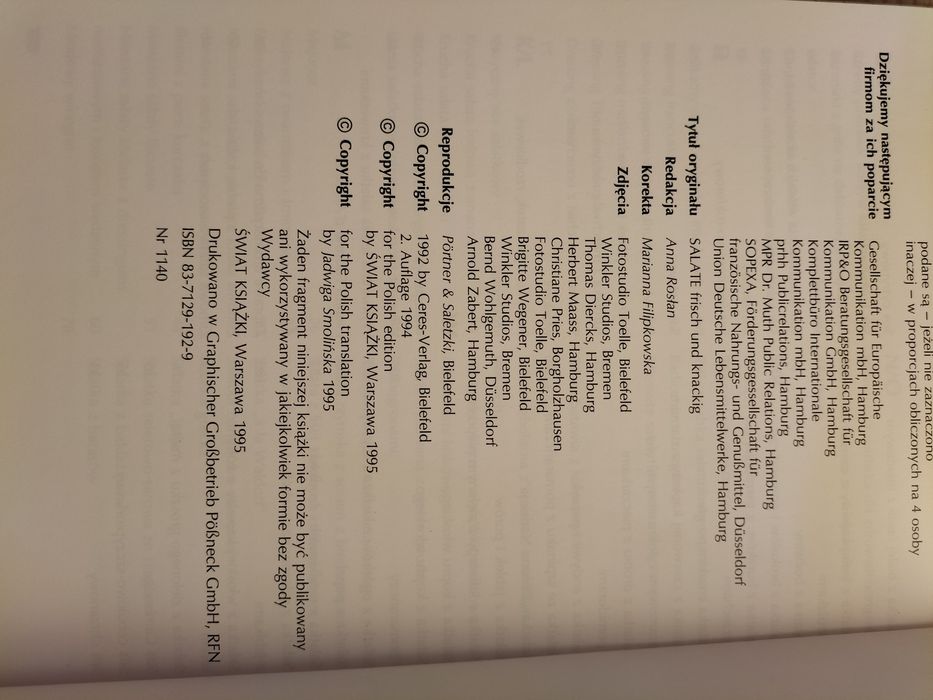 Książka Sałaty świeże i chrupiące - dr oetker Świat Książki 1995 r.