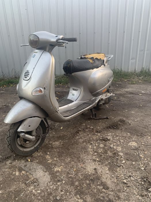 скутер Vespa et4 125