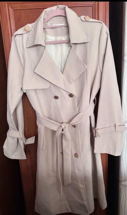 Trench beżowy nowy