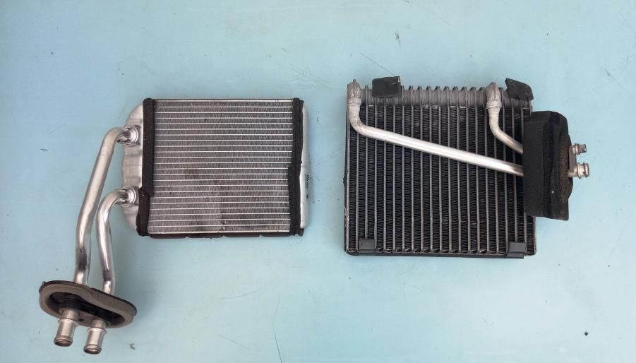 Радиатор печки Испаритель Volkswagen Touareg Audi Q7 Радіатор пічки