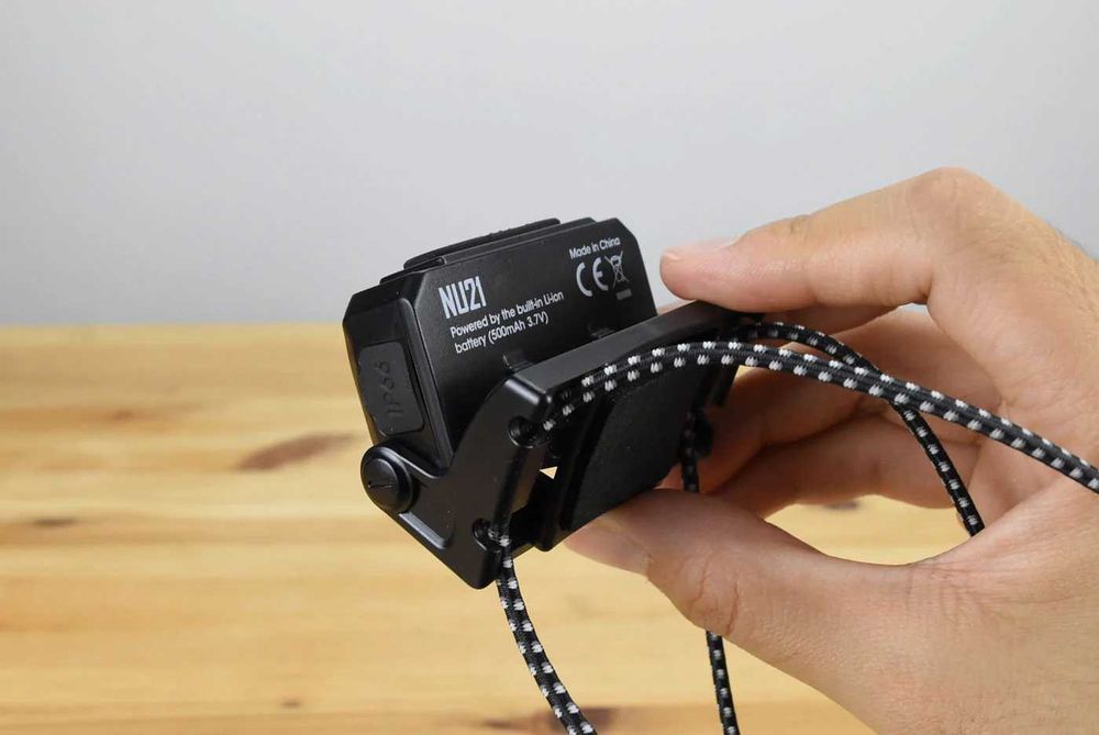 Nitecore NU21 Компактний Налобний Ліхтар