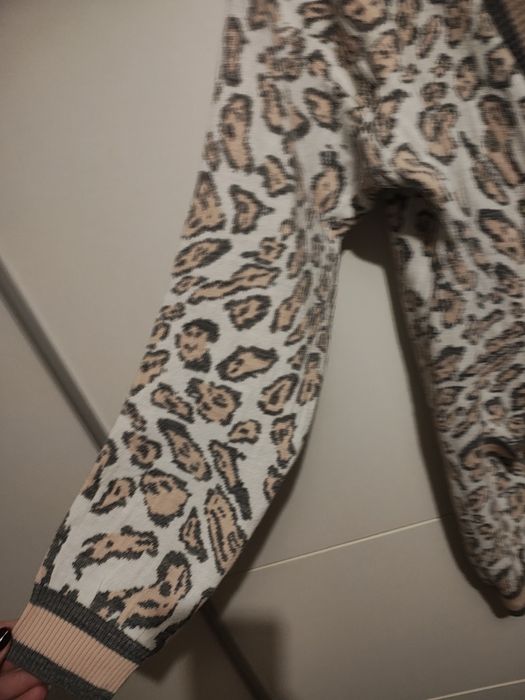 Kardigan w panterkę