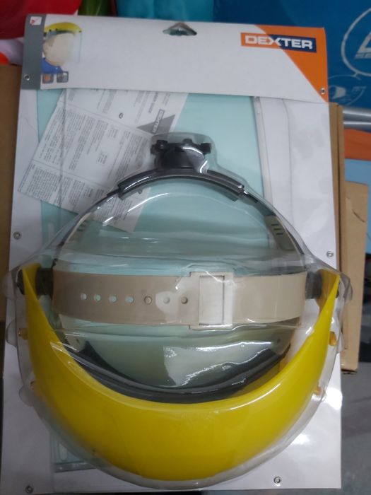 Vendo viseira de protecção marca DEXTER