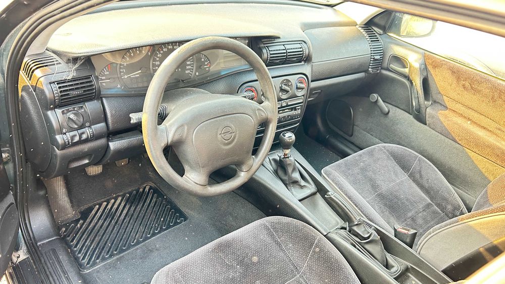 Opel Omega 2.0 Só Para Peças