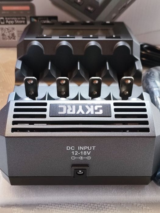 Продаю зарядний пристрій SkyRC MC3000