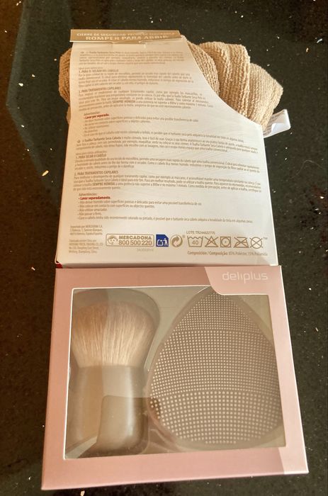 Turbante de microfibra + Kit Essencial Deliplus