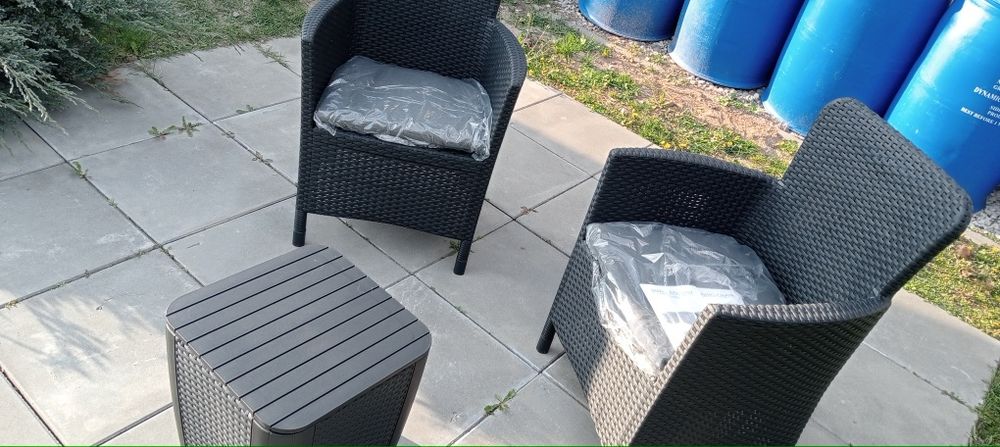 Meble ogrodowe NOWE Zestaw z poduszkami