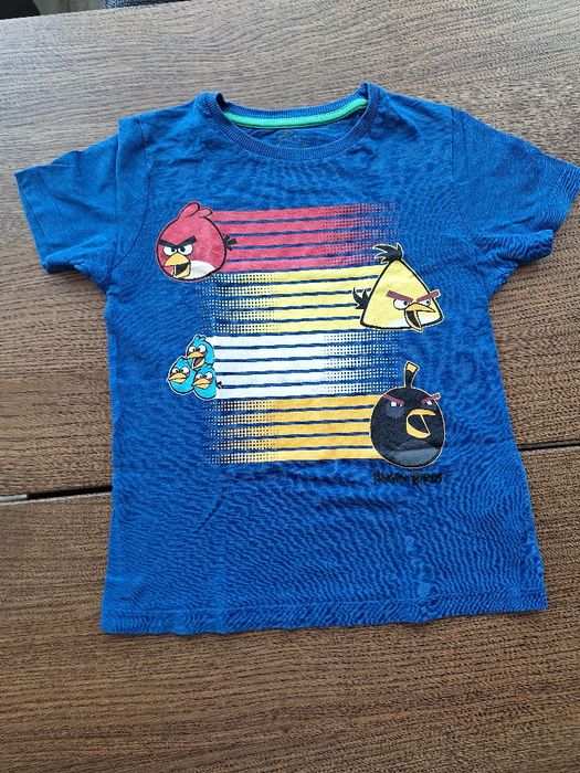 2 t-shirts e um par de calções, 110 cm