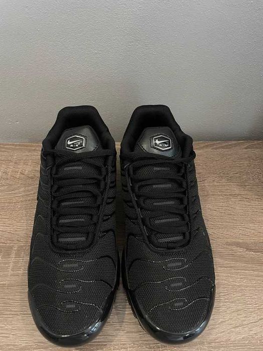 Nike Air Max TN Plus Czarny r.37,5