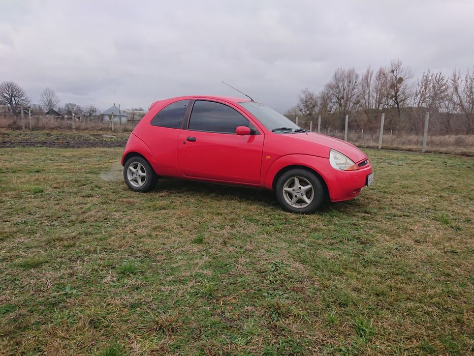 Атомобіль Ford...