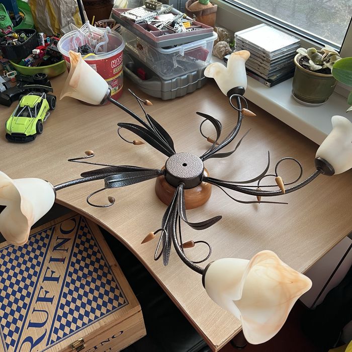 Люстра стельова флористика бронза /люстоа букет / металева люстра