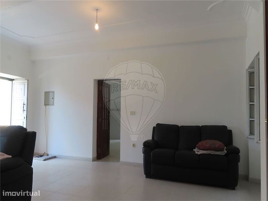 Moradia T4 para venda