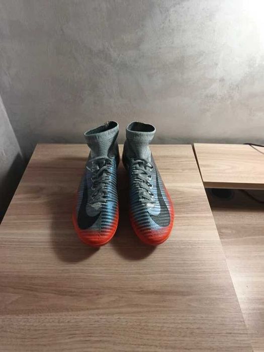 Korki profesjonalne Nike Mercurial Superfly V AG-PRO rozmiar 40,5
