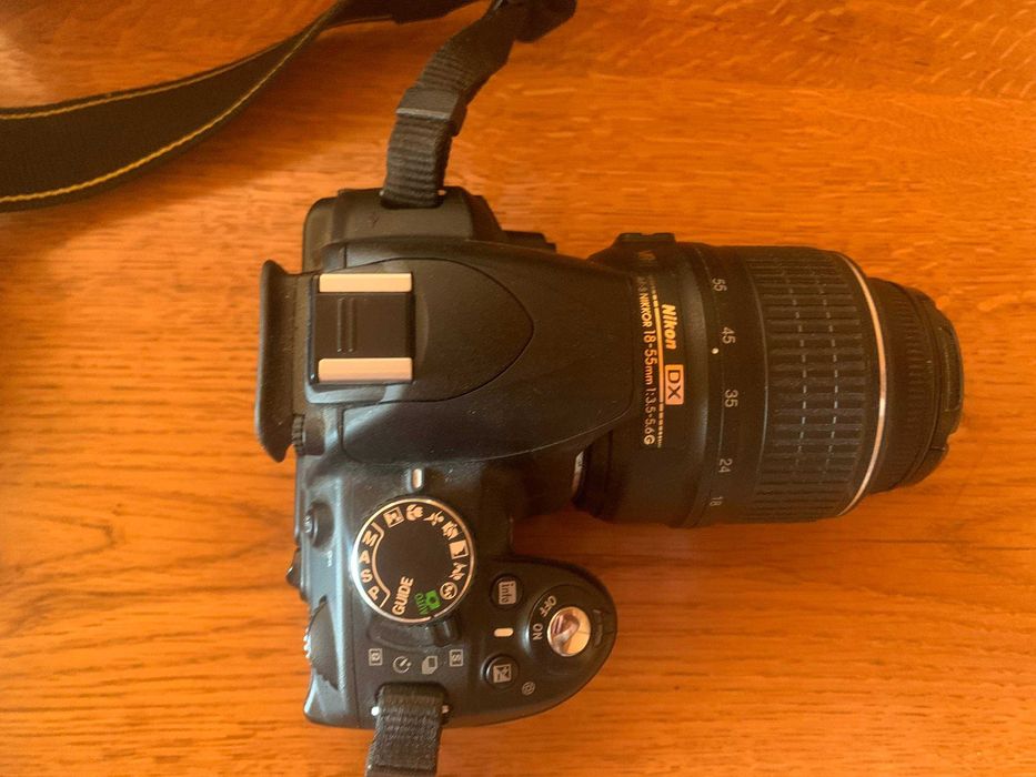 Nikon D3100 + 18-55 VR + карта пам’яті + сумка