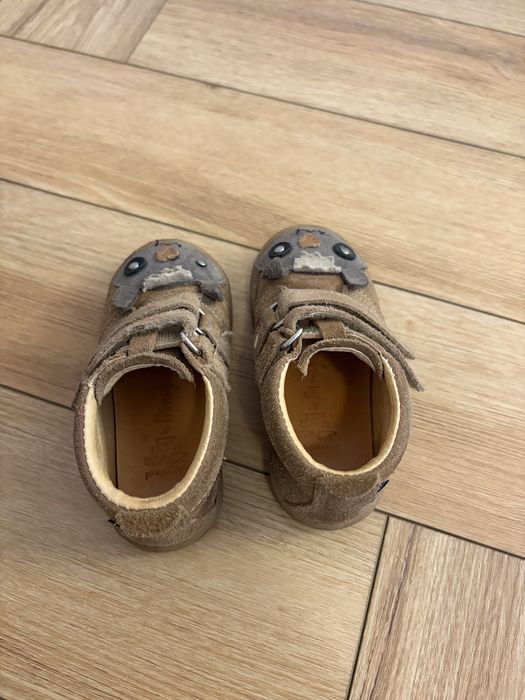 Mrugała trzewiki r. 22