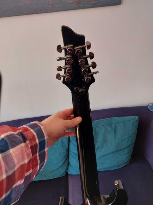 Schecter Hellraiser  8-strunowa gitara elektryczna
