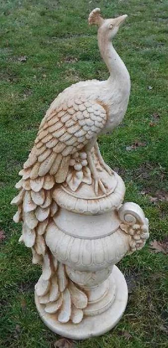 figury ogrodowe betonowe figura paw