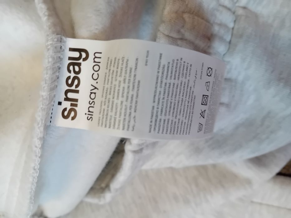 #sinsay spodnie dresowe szare M