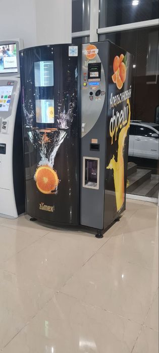 Автомат апельсинового соку