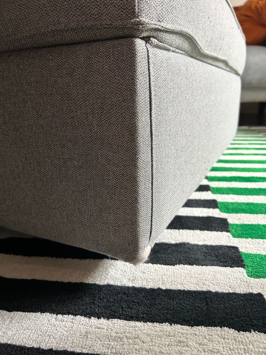 Pousa-pés c/ arrumação Kivik Ikea