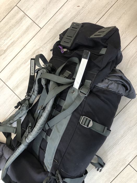 Каркасний рюкзак JANSPORT зі спальником