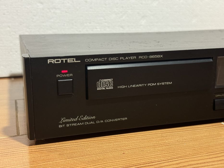 Leitor de CDs ROTEL