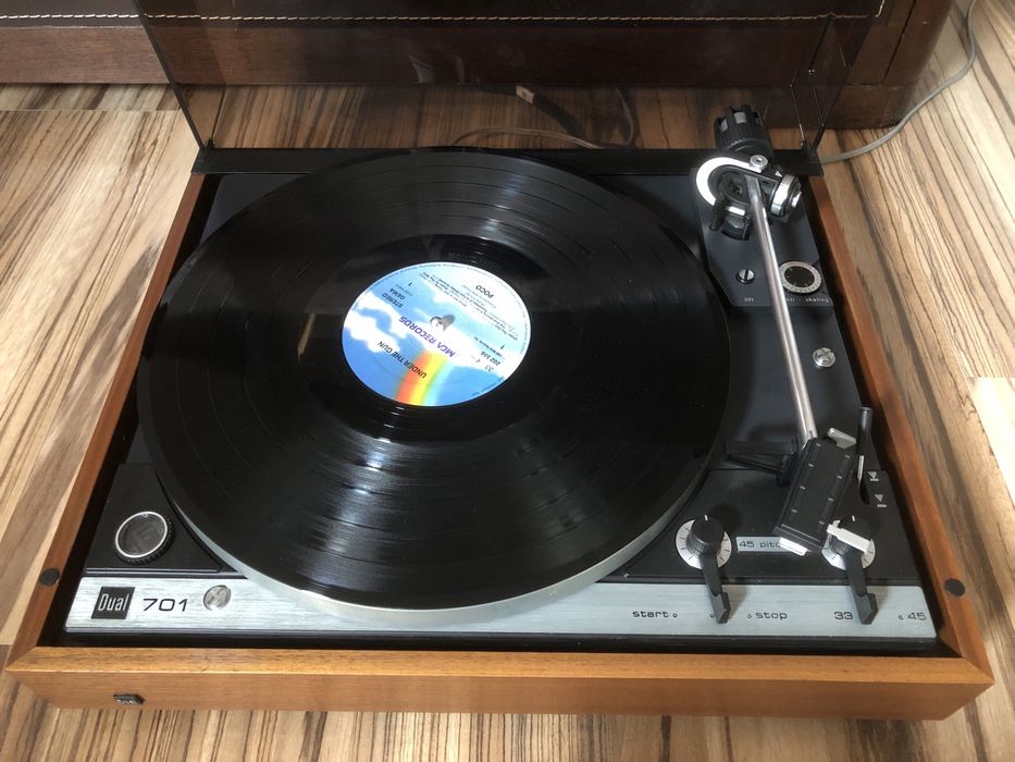 Gramofon Dual 701
