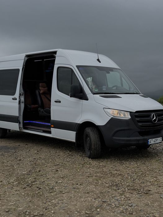 Mecedes-Benz Sprinter 2021