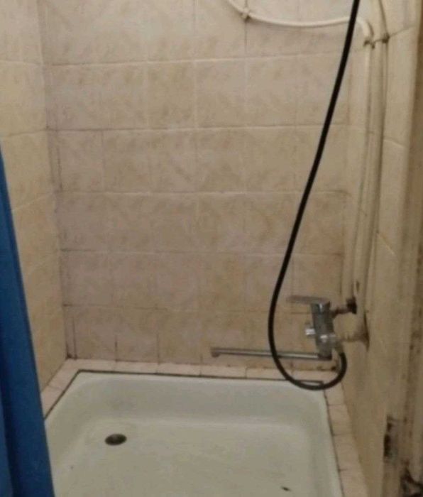 Продам гостинку 13м возле  метро Холодна гора, не дорого, срочно  SM