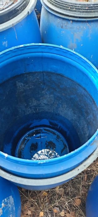 Beczki beczka 120l plastikowe 100szt. Brudne