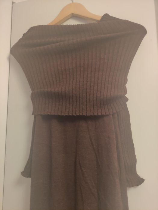 Sukienka Wełniana Merino 100% effectowna