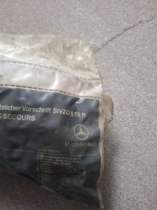 Kit primeiros socorros Mercedes