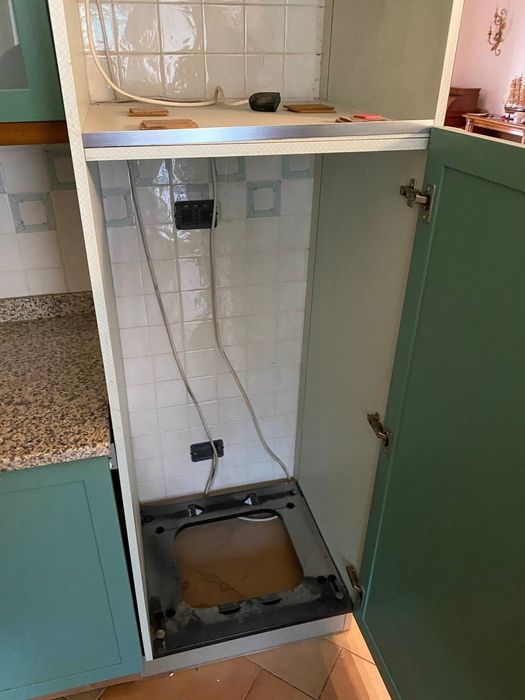 Розкішна італійська кухня + комплект техніки Smeg & Whirlpool