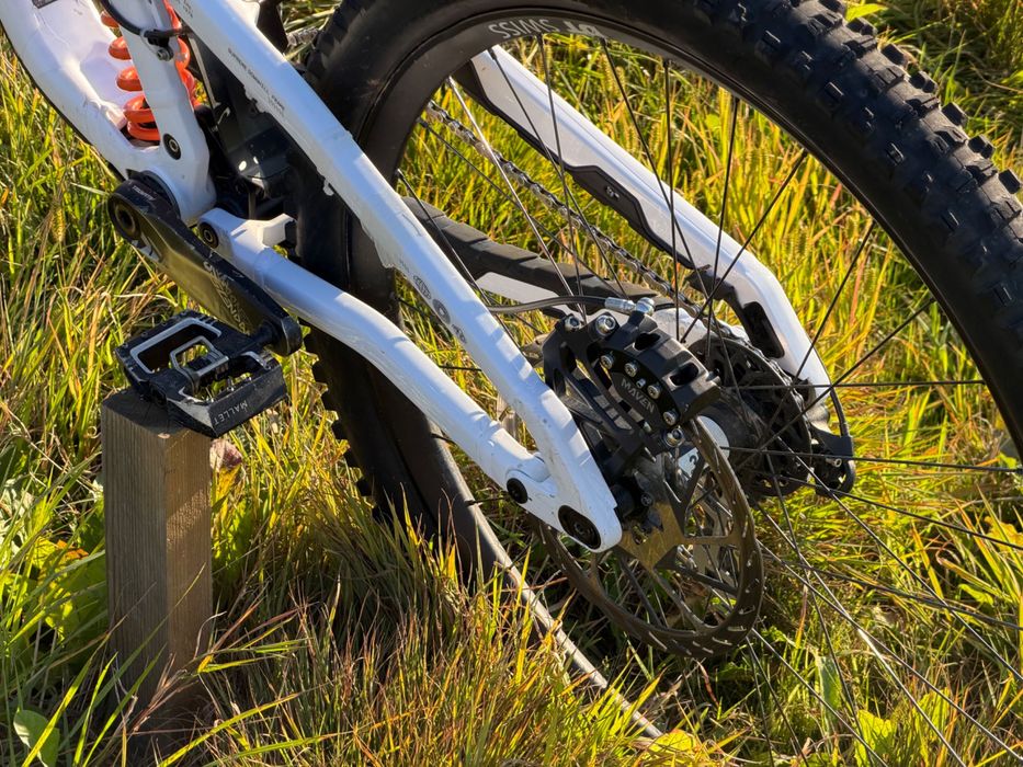Commencal V5 2026 L