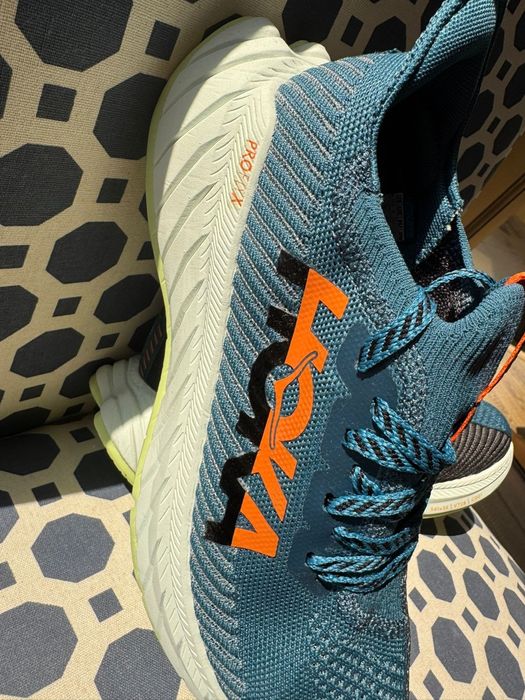 Ténis running Hoka Carbon x3 Tam 43 1 /3 novos