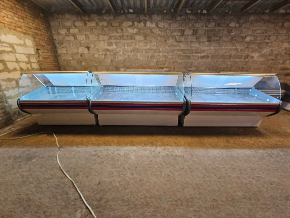 Холодильные ВИТРИНЫ шкафы холодильні ВІТРИНИ торгове обладнання