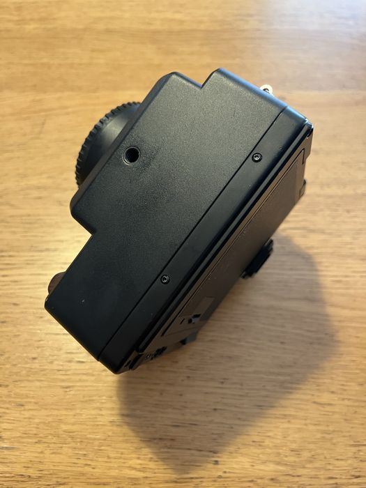 Nons SL660 (instax), mocowanie EF, obiektywy 50/1.8 oraz 35/2.4