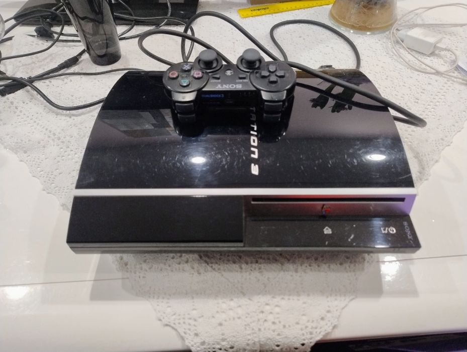 Konsola PS 3 sprzedam