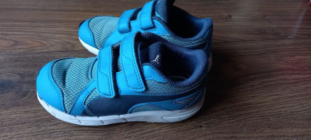 Buty dziecięce Puma roz. 26