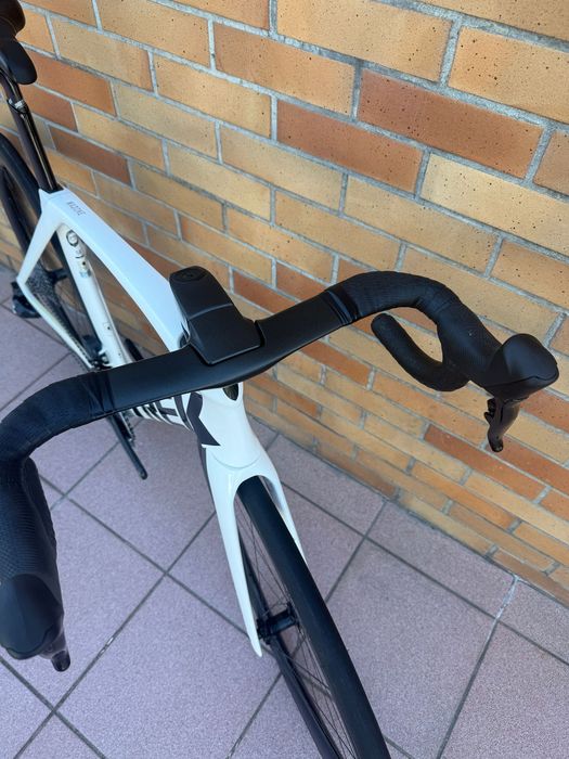 TREK MADONE SL6 2022