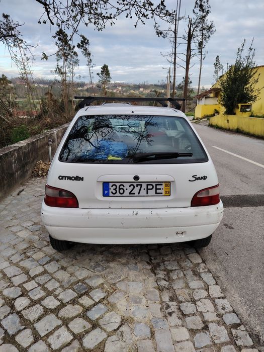 Vendo saxo Branco