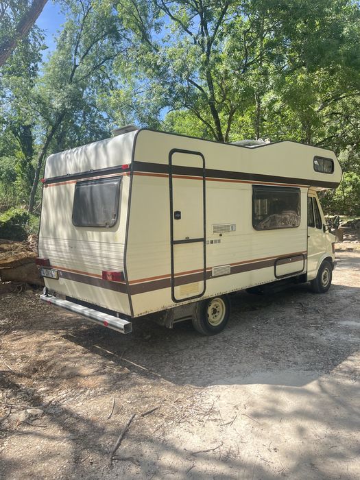 Autocaravana mercedes 602d