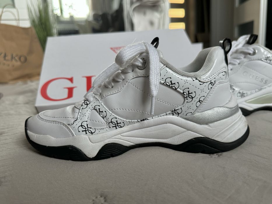 Białe buty guess rozmiar 36