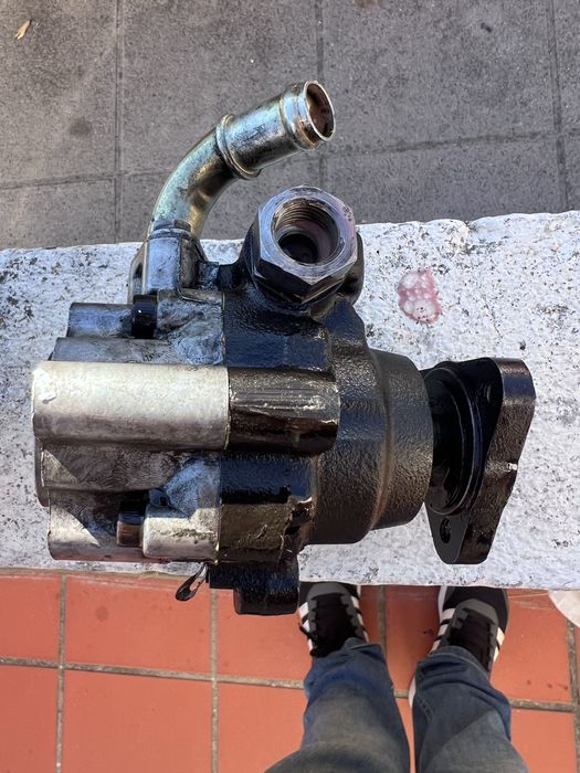 Bomba direcao 300tdi