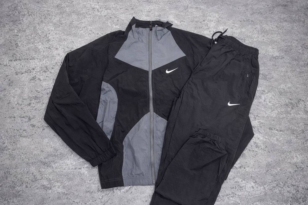 Спортивний костюм Nike