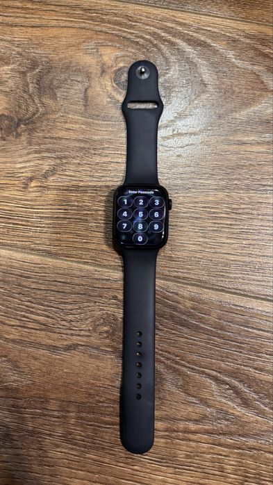 Apple watch 8 45mm Space