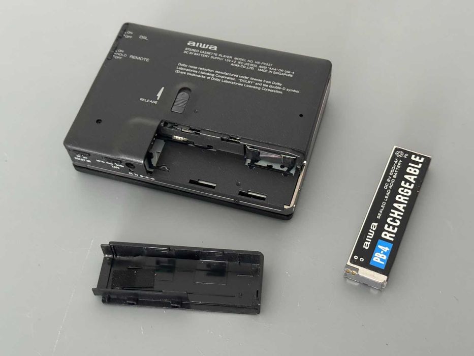 Odtwarzacz kasetowy Walkman Metal Aiwa HS-PX537 Dynamic Super Linear + Etui