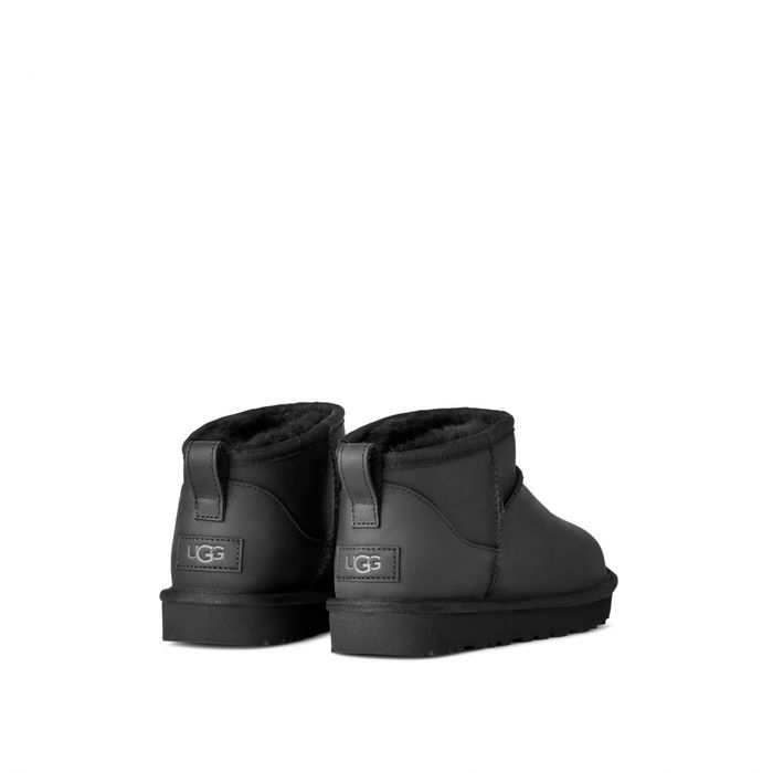 Продам Угги, взуття жіноче W CLASSIC ULTRA MINI LTHR-BLK