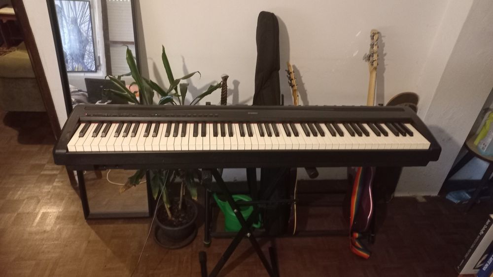 Piano Digital Yamaha P-95